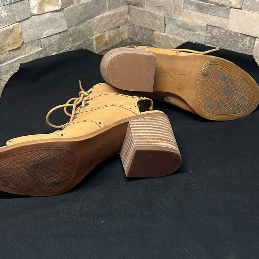Jessica Simpson leather wedge tie  sandals size 8.5 EUC